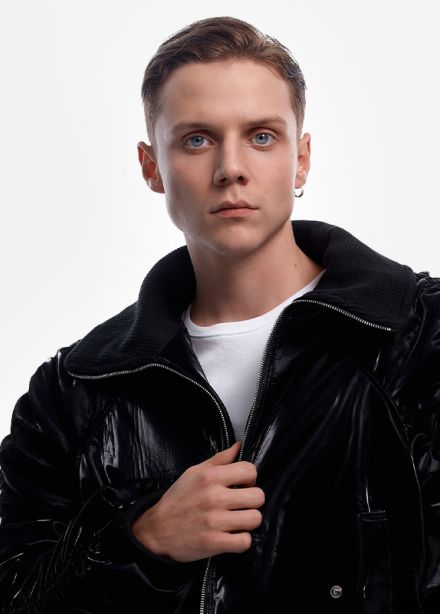 Ваня Дмитриенко